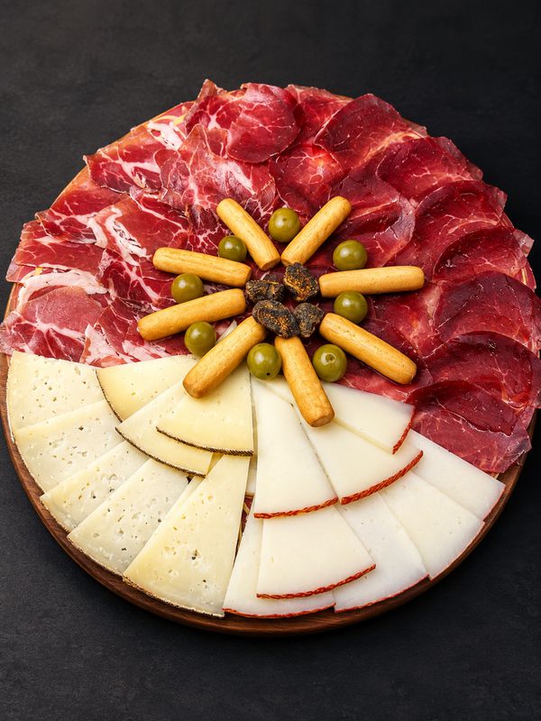 Mixta de ibéricos y quesos